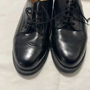 Vibrome Brand Men's Casual Dress Shoes Black Leather  Size 8.5 W Round point